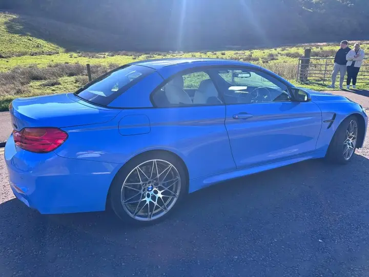 BMW M4 2016 photo 4
