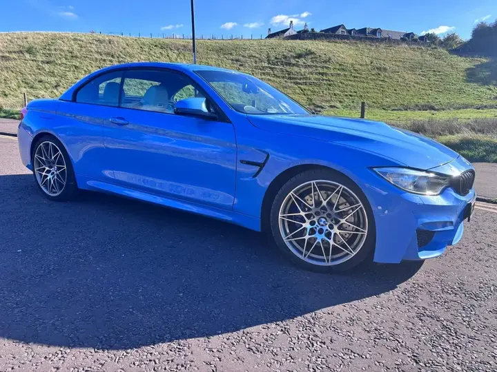 BMW M4 2016 photo 2