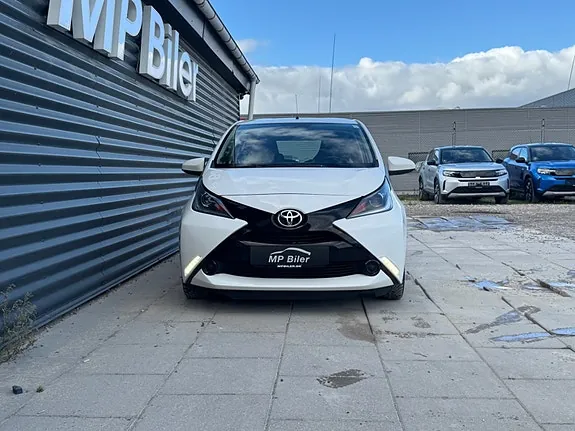 Toyota Aygo 2015 photo 5