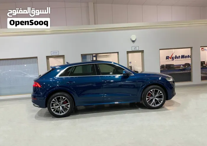 Audi Q8 2021 photo 2