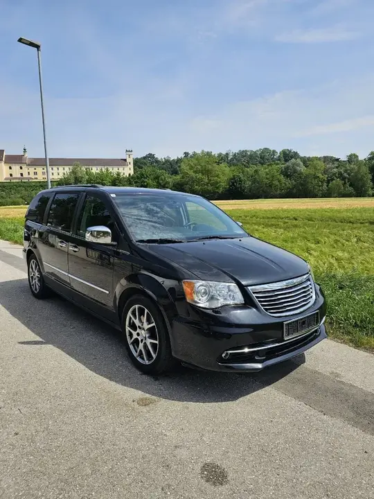 Lancia Voyager