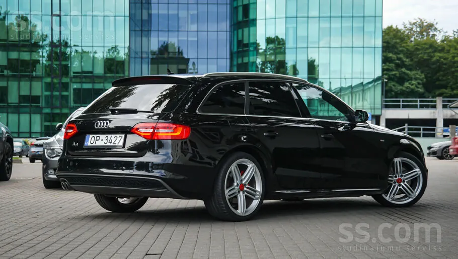 Audi A4 2014 photo 5