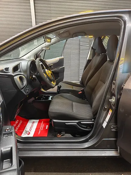 Toyota Yaris 2012 photo 5