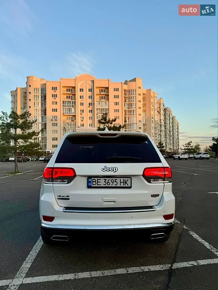 Jeep Grand Cherokee 2019 photo 4