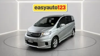 Honda Freed 2011 photo 4