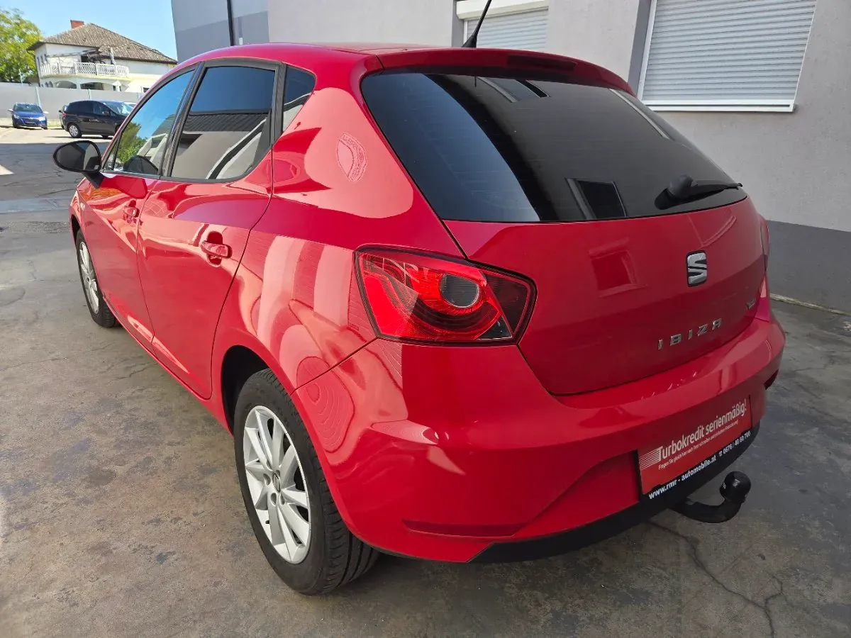 Seat Ibiza 2015 photo 3