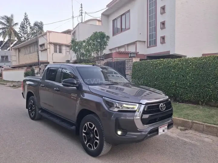 Toyota Hilux