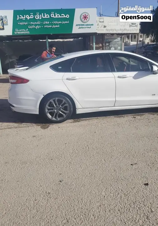 Ford Fusion