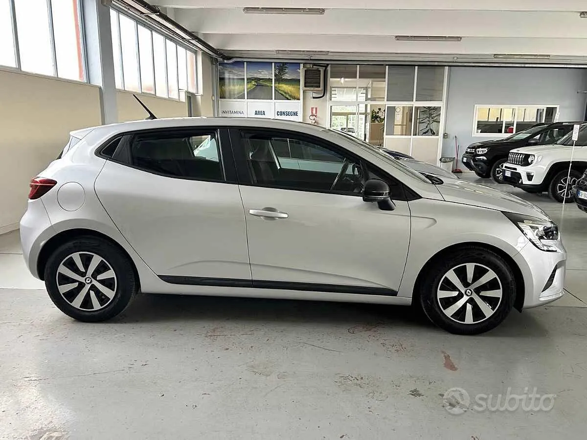 Renault Clio 2023 photo 4