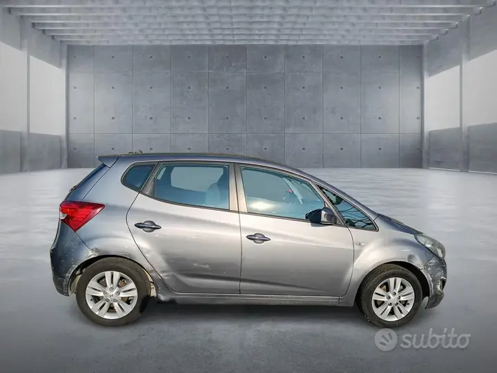 Hyundai Ix20 2012 photo 4
