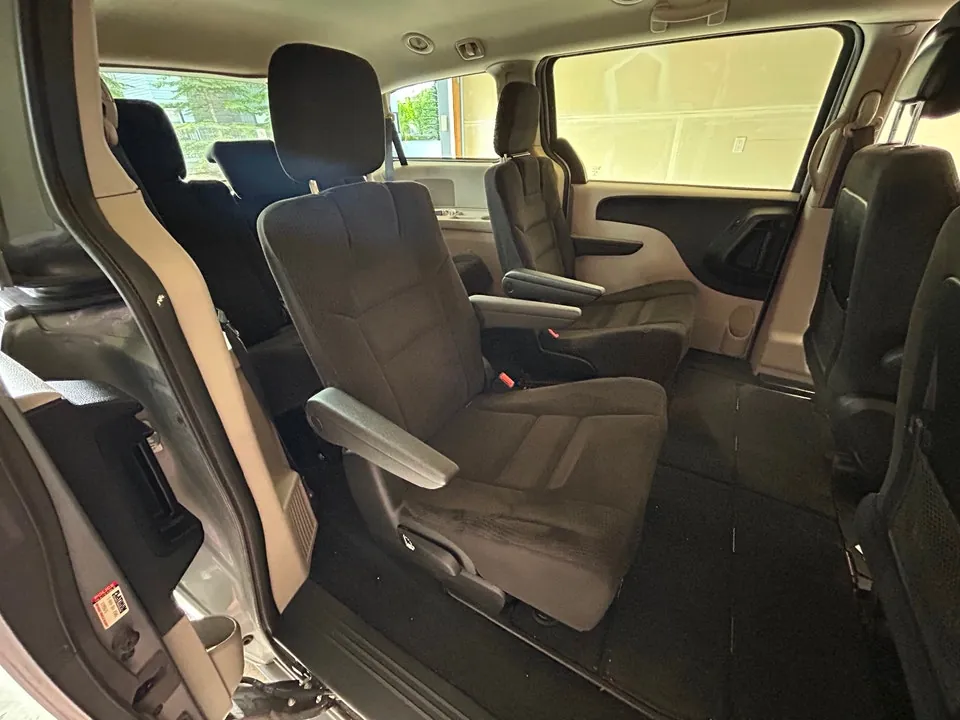 Dodge Grand Caravan 2015 photo 4