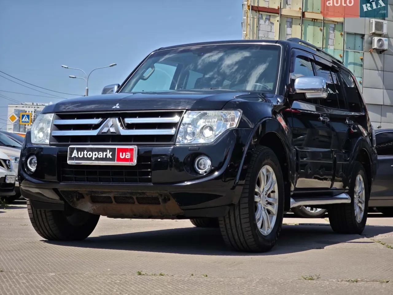 Mitsubishi Pajero Wagon 2013 photo 3