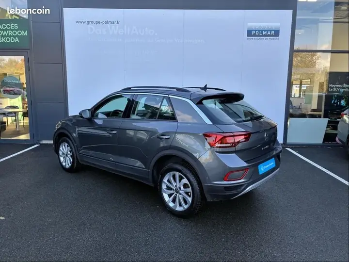 Volkswagen T-Roc 2023 photo 4
