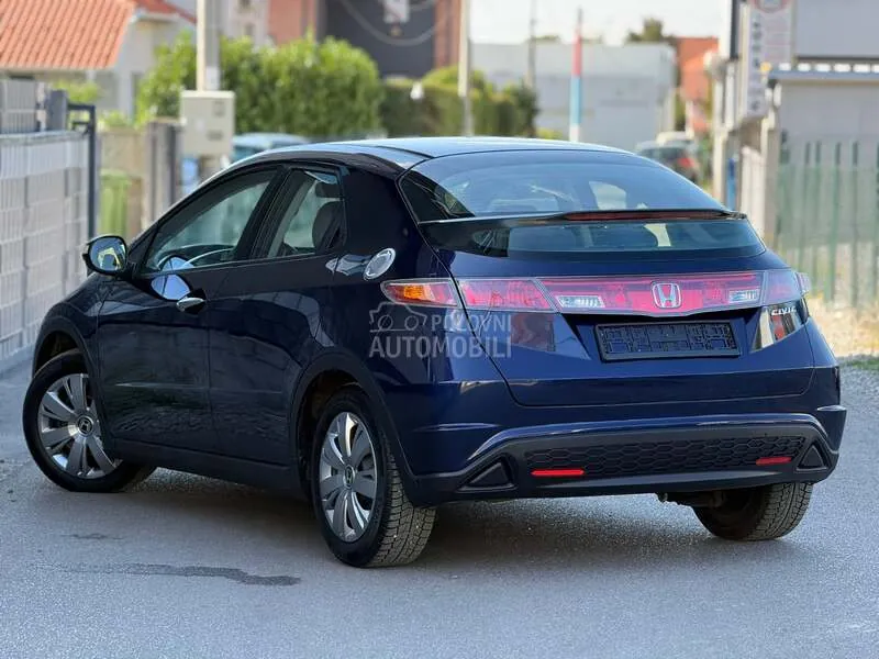 Honda Civic 2007 photo 2
