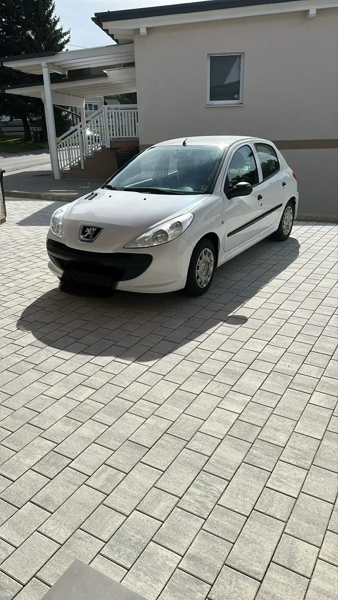 Peugeot 206