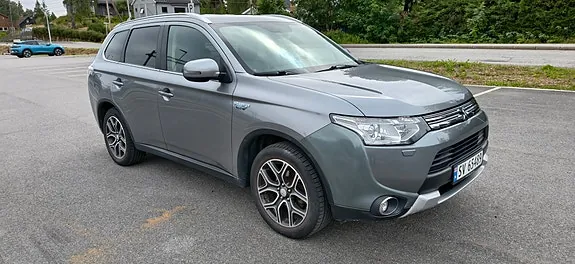 Mitsubishi Outlander 2015 photo 3