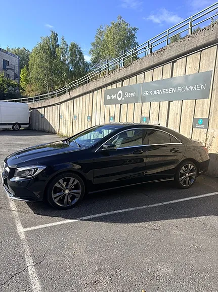 Mercedes-Benz Cla180 2016 photo 2