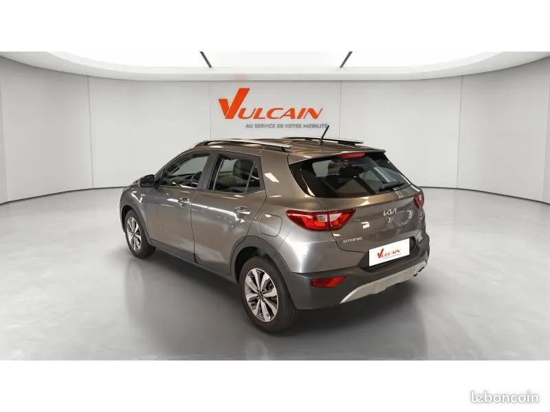 Kia Stonic 2023 photo 3