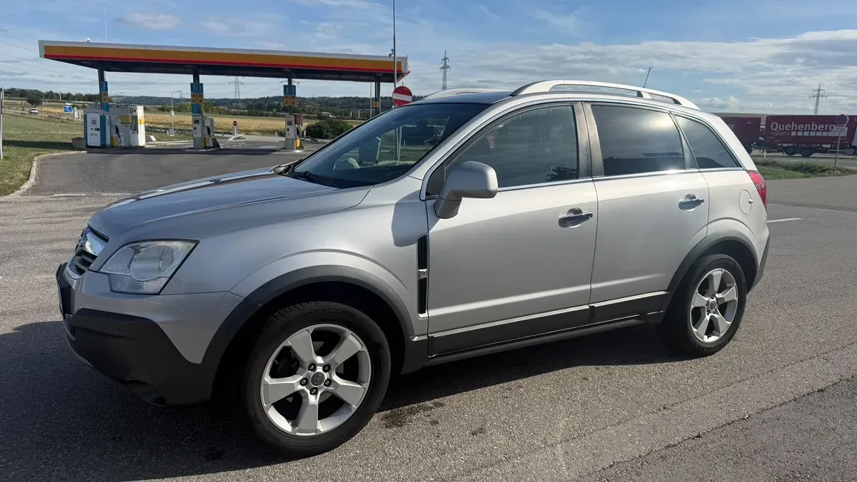 Opel Antara 2007 photo 3