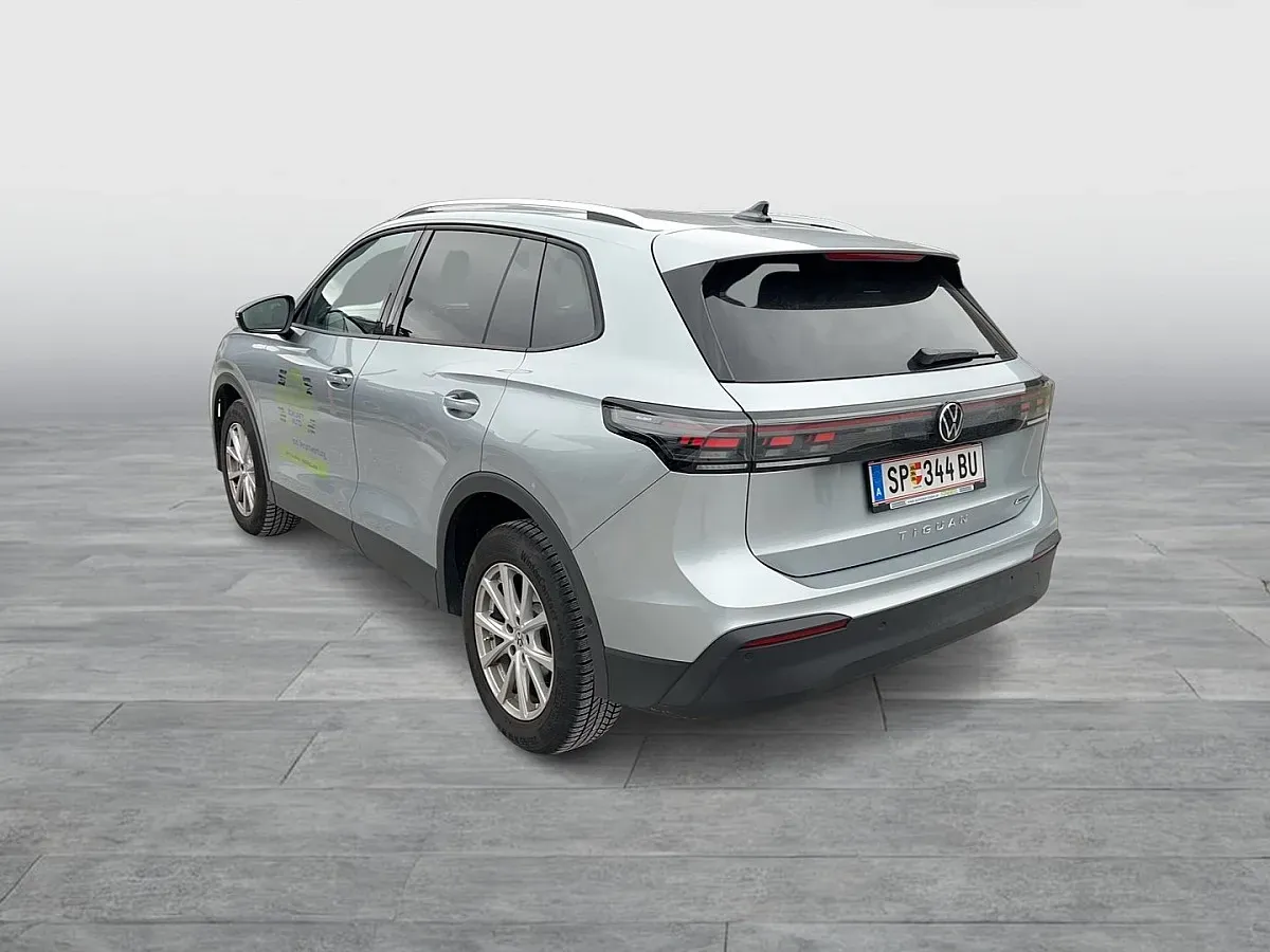 Volkswagen Tiguan 2025 photo 3