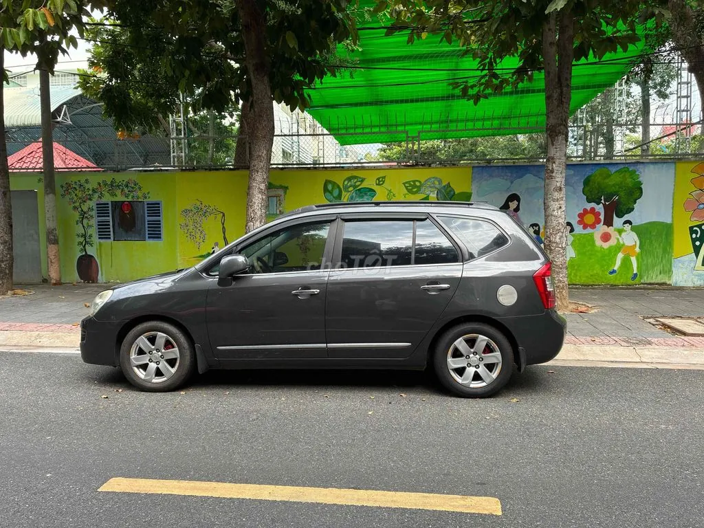 Kia Carens 2008 photo 3