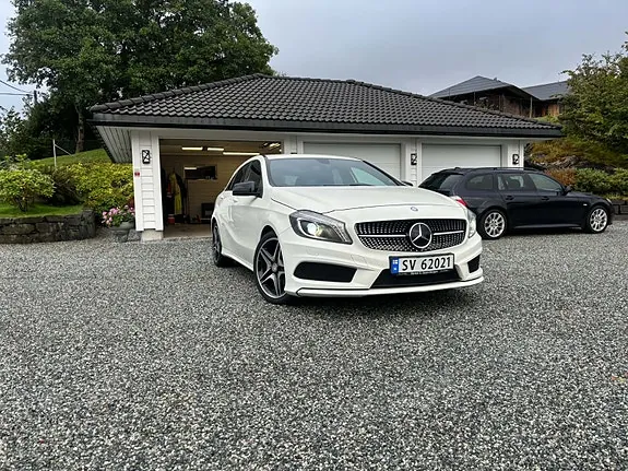 Mercedes-Benz A180 2015 photo 2