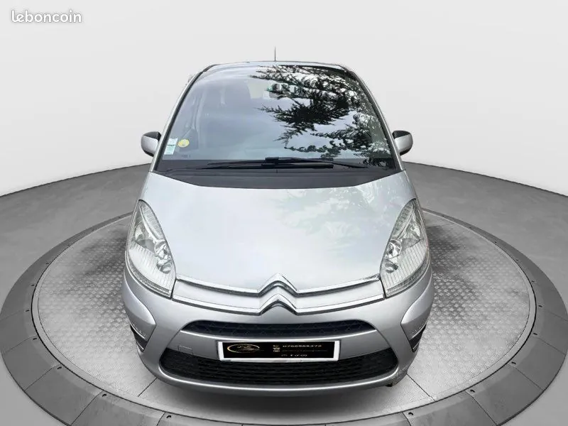 Citroen C4 Picasso 2011 photo 2