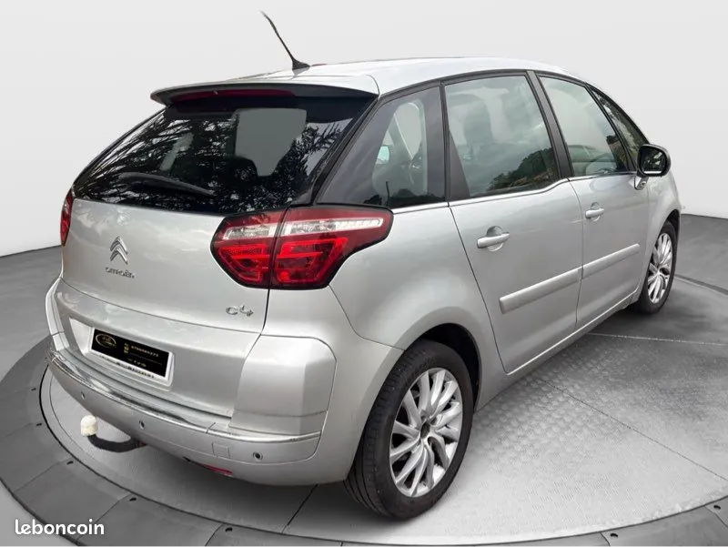 Citroen C4 Picasso 2011 photo 4