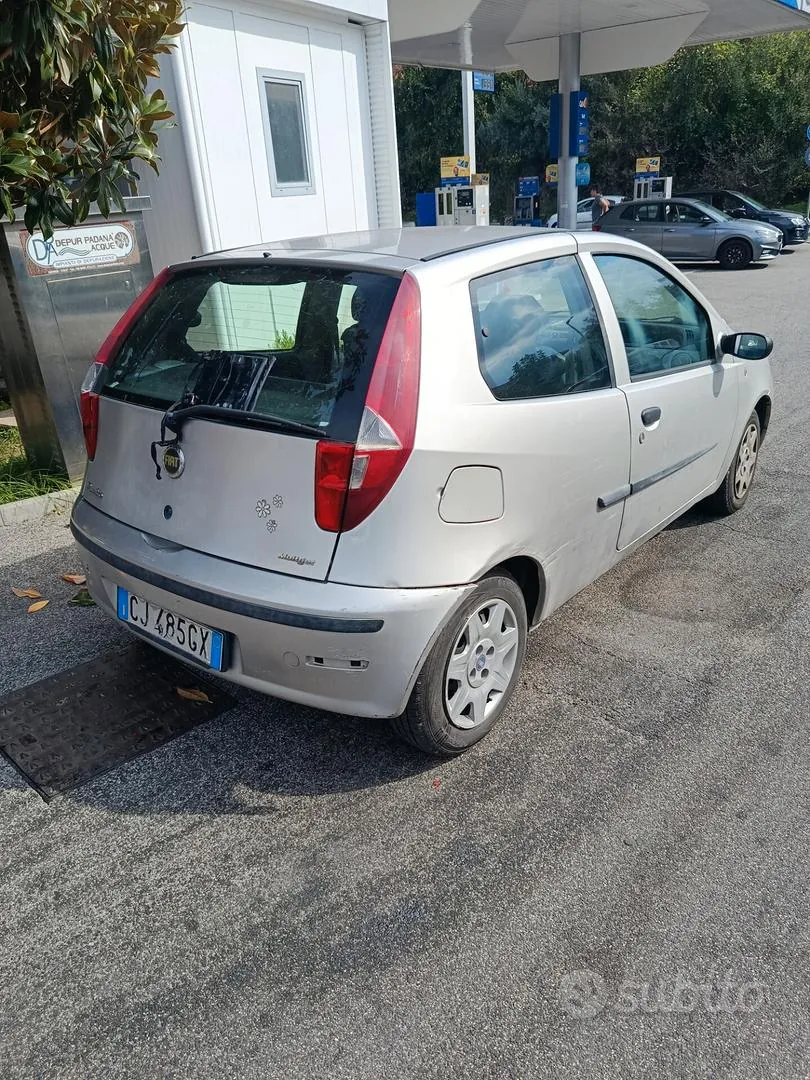 Fiat Punto 2005 photo 5