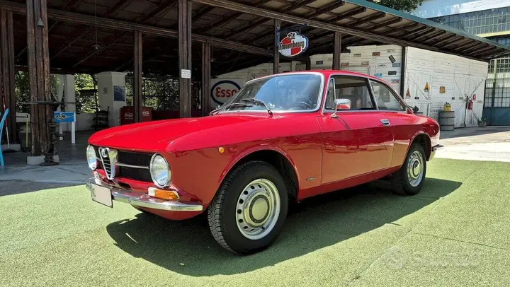 Alfa Romeo Gt 1300 Junior