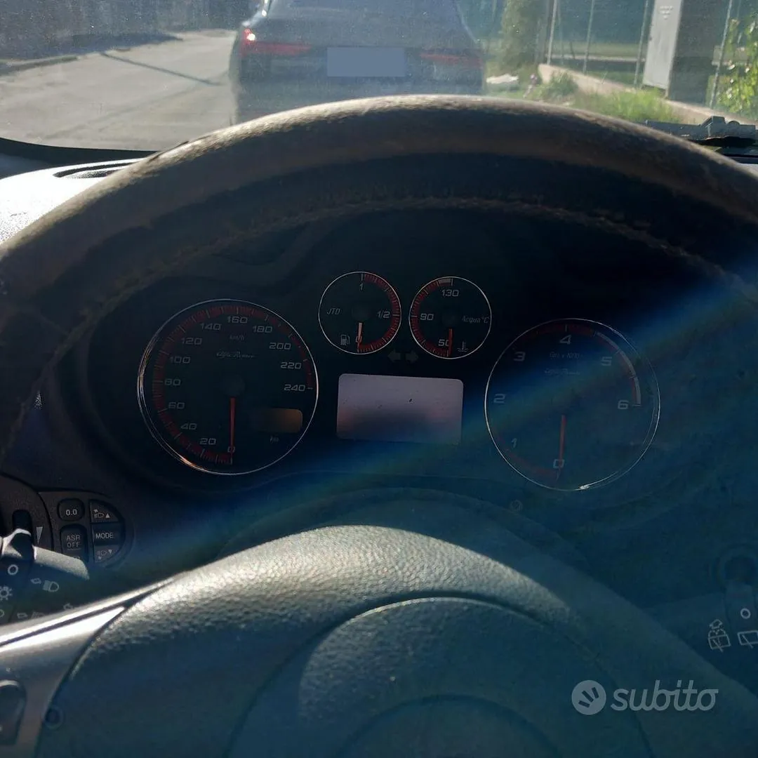 Alfa Romeo Gt 2008 photo 2