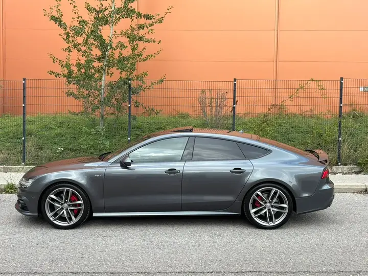 Audi A7 2017 photo 2