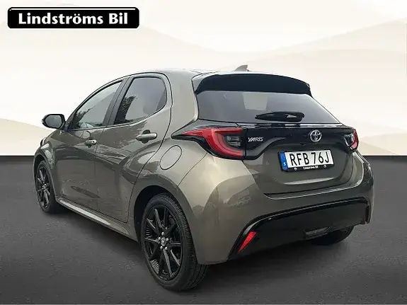 Toyota Yaris 2023 photo 4
