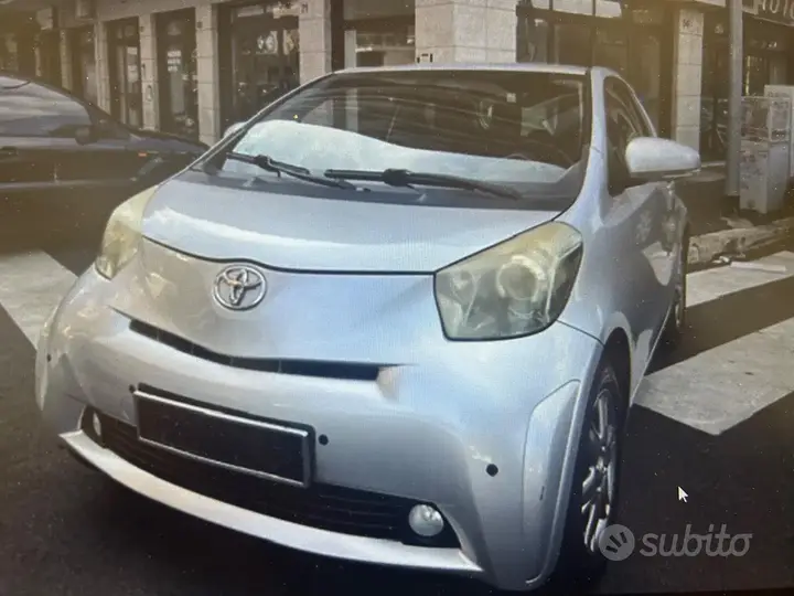 Toyota Iq