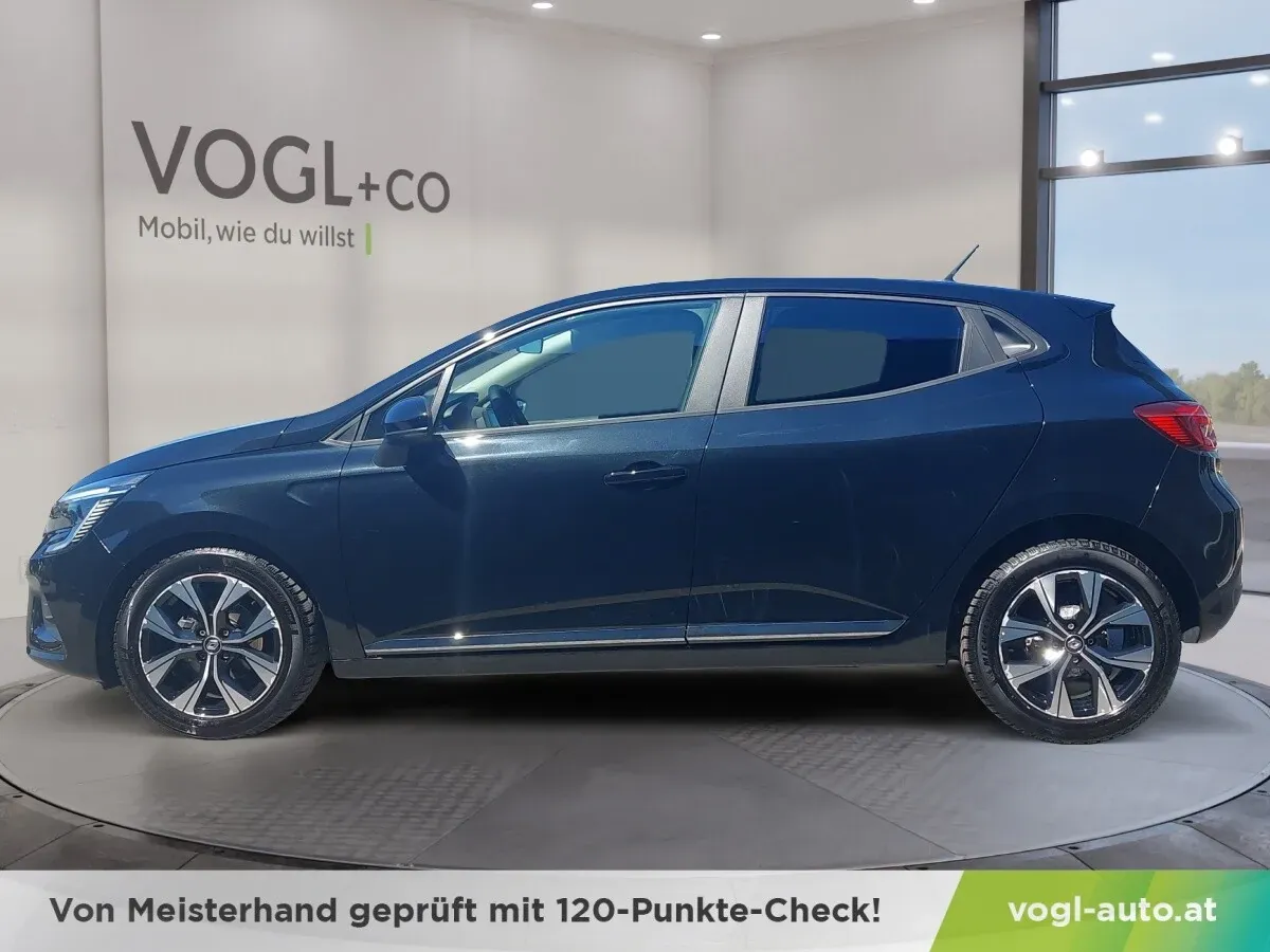Renault Clio 2023 photo 2