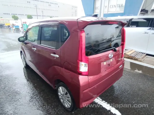 Daihatsu Move 2018 photo 3