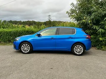 Peugeot 308 2021 photo 2