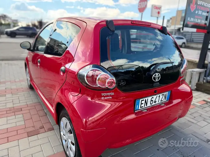 Toyota Aygo 2013 photo 5