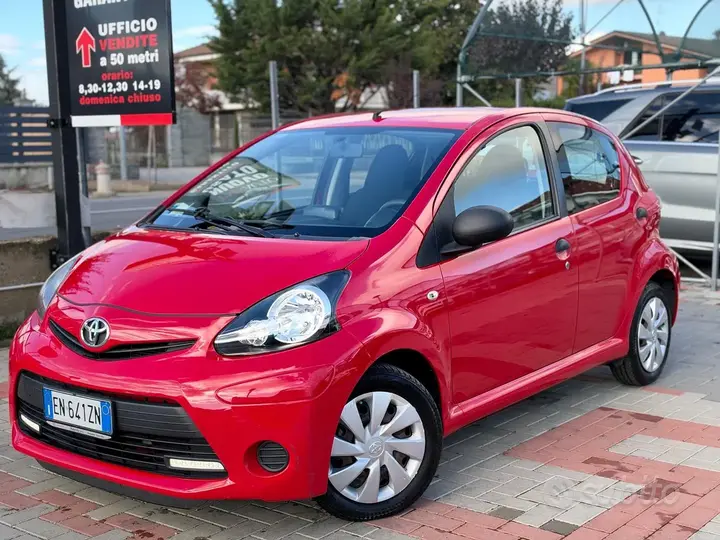 Toyota Aygo 2013 photo 2
