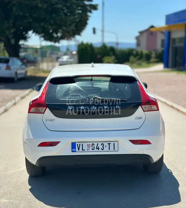Volvo V40 2013 photo 5