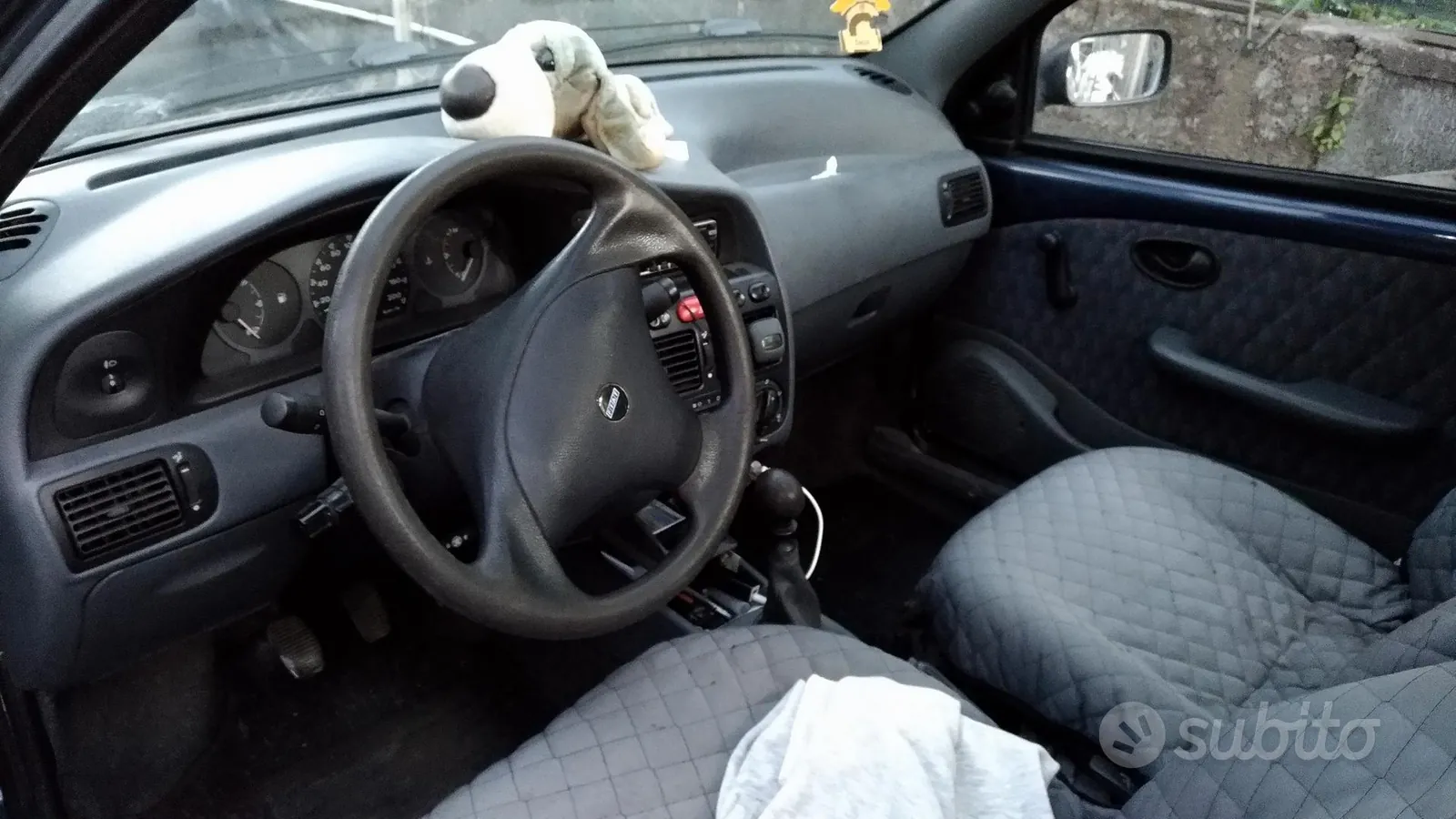 Fiat Strada 2001 photo 2