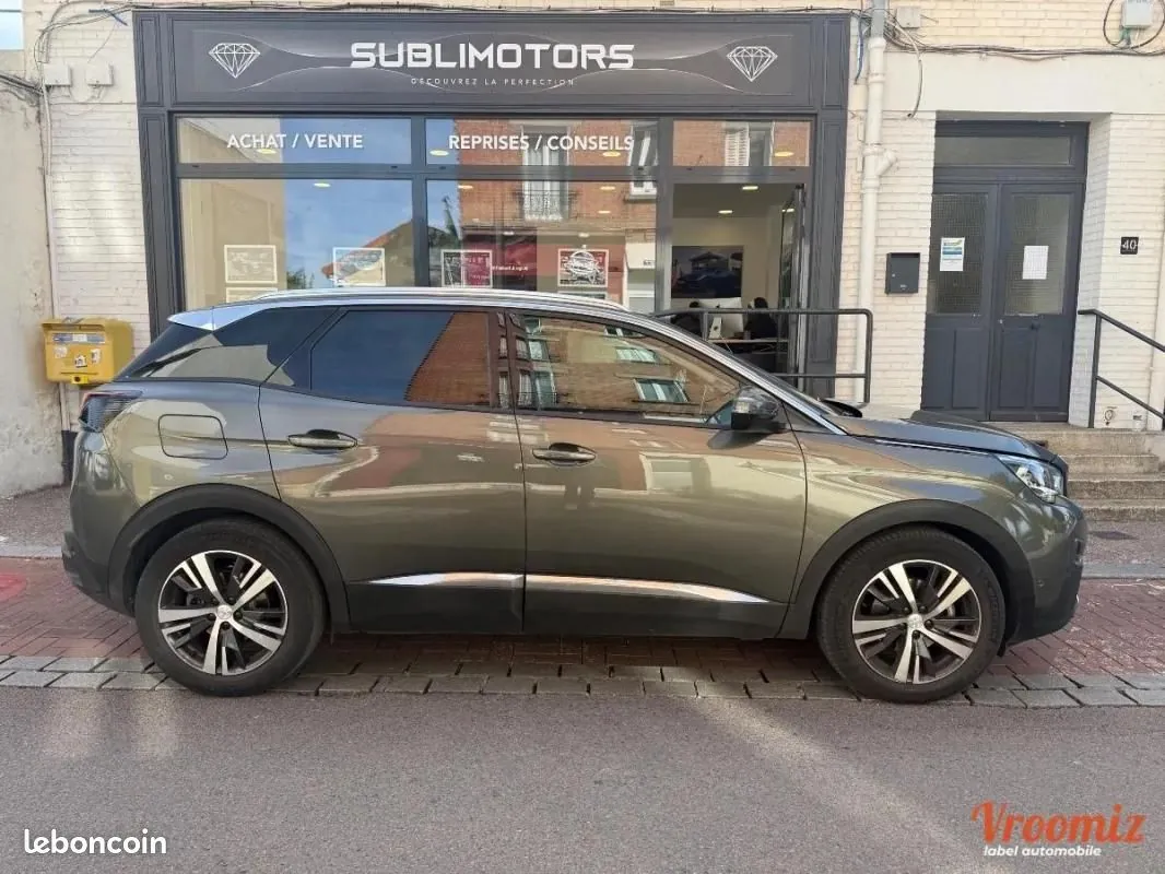 Peugeot 3008 2020 photo 3