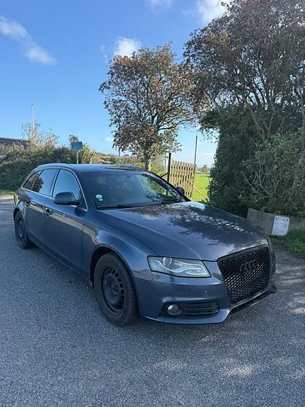 Audi A4 2008 photo 2