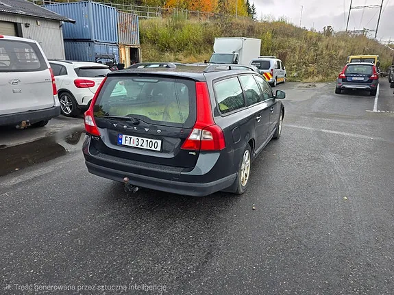 Volvo V70 2010 photo 5
