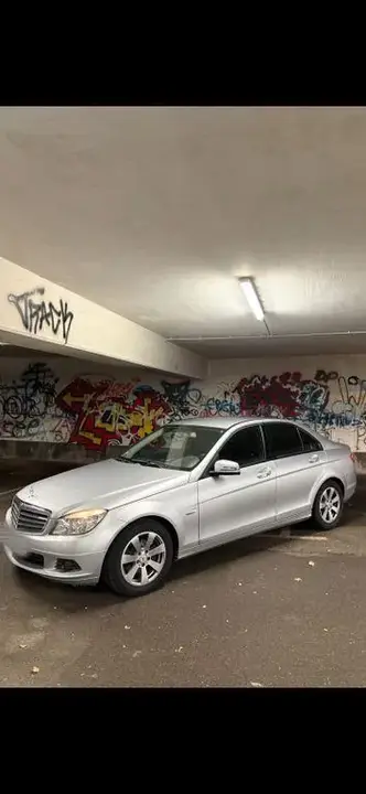 Mercedes-Benz W204