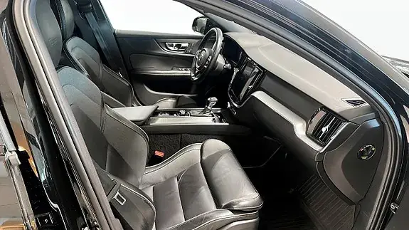 Volvo V60 2020 photo 3