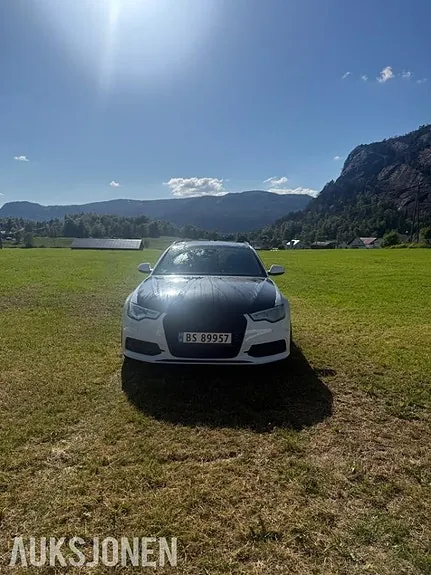 Audi A6 2012 photo 2