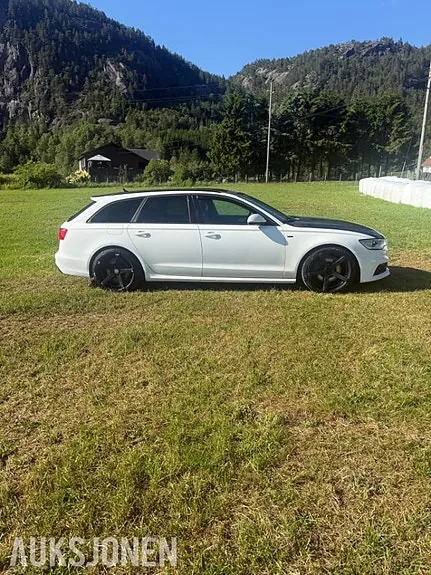 Audi A6 2012 photo 4