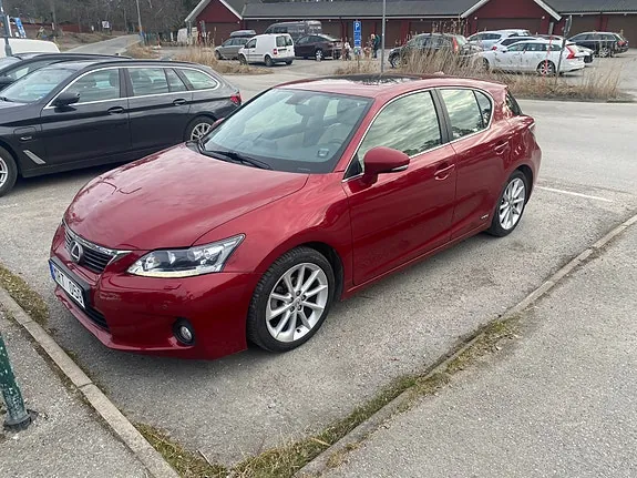 Lexus Ct200H 2011 photo 2