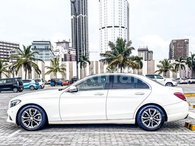 Mercedes-Benz C200 2015 photo 5